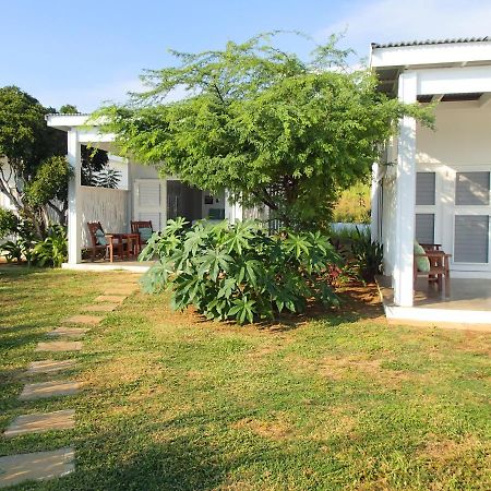 77 West Boutique Hotel Treasure Beach Ngoại thất bức ảnh